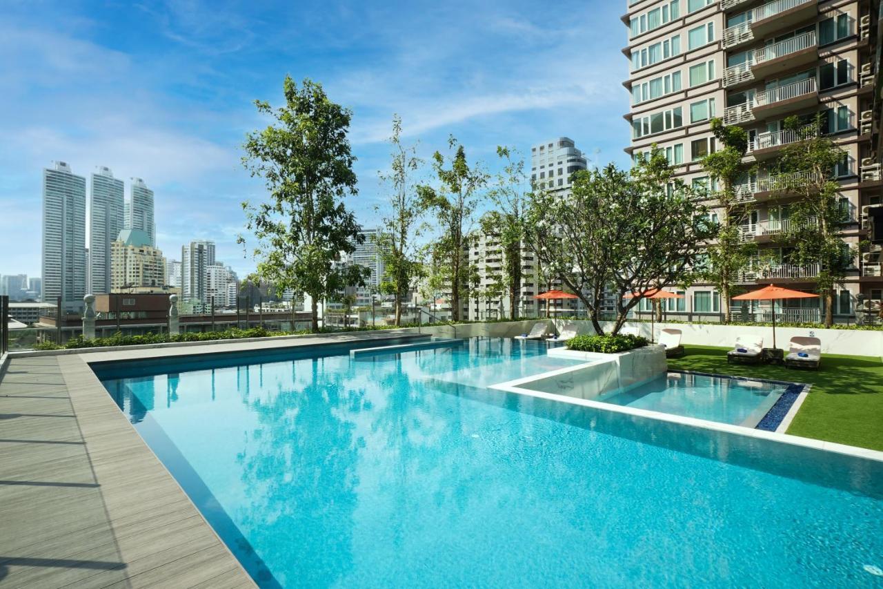 Silq Hotel & Residence, Managed By The Ascott Limited 曼谷 外观 照片 The Park's swimming pool