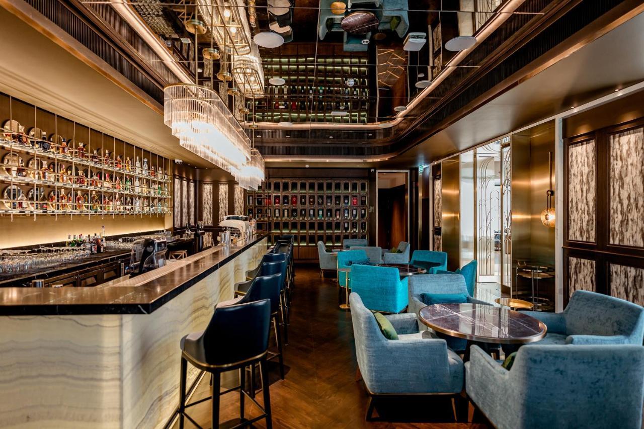 Silq Hotel & Residence, Managed By The Ascott Limited 曼谷 外观 照片 The Bar at The Hari