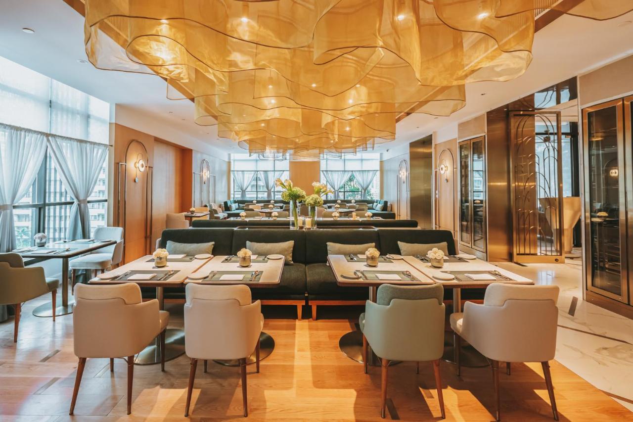Silq Hotel & Residence, Managed By The Ascott Limited 曼谷 外观 照片 The interior of the restaurant