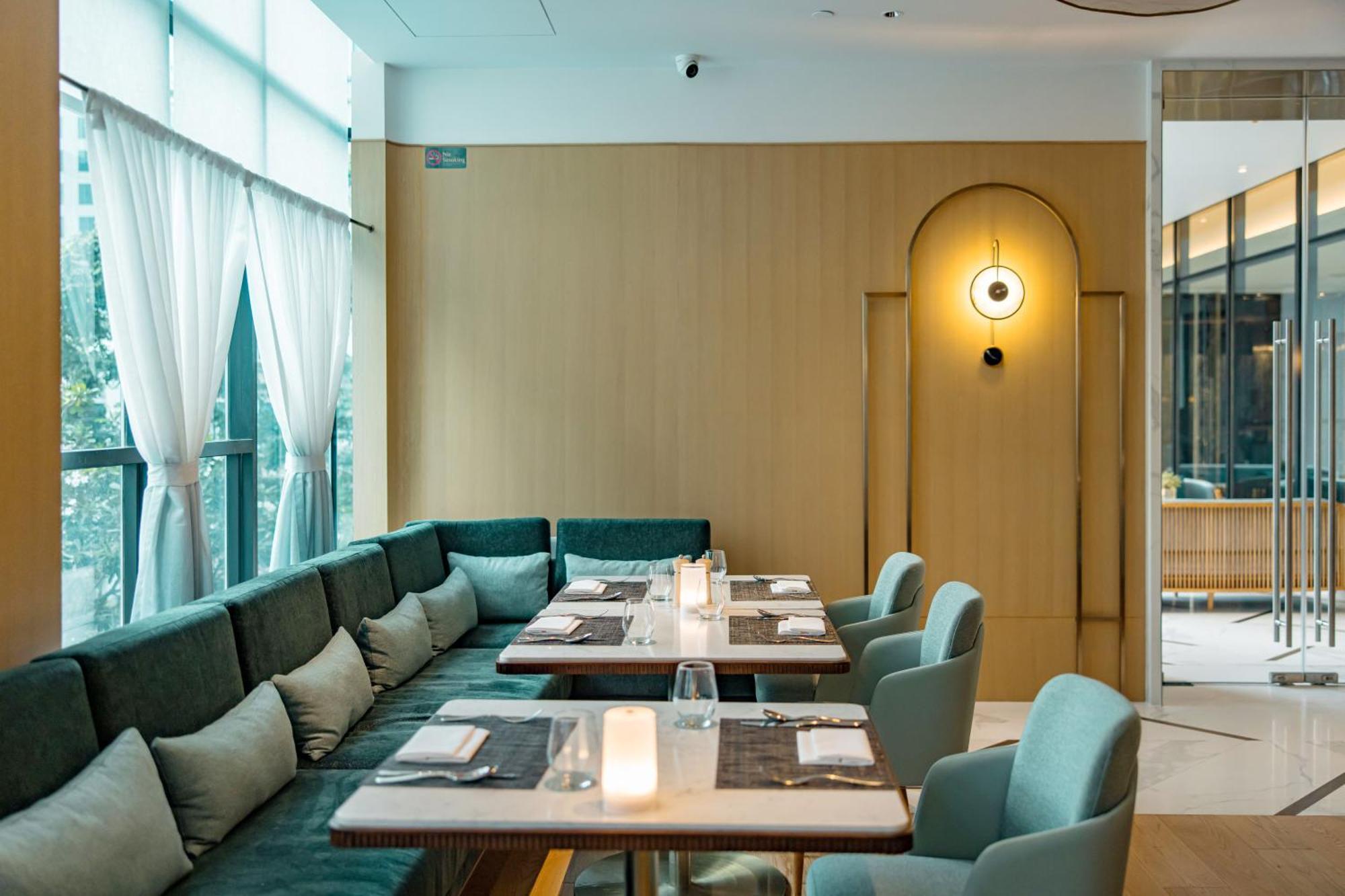 Silq Hotel & Residence, Managed By The Ascott Limited 曼谷 外观 照片 The interior of the restaurant